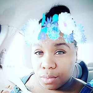 Meet your Posher, Ebony